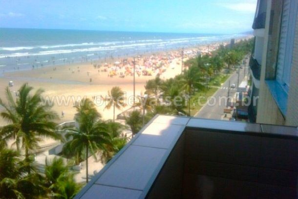 Apto. PRAIA GRANDE - Vila Tupi - 4 dorms